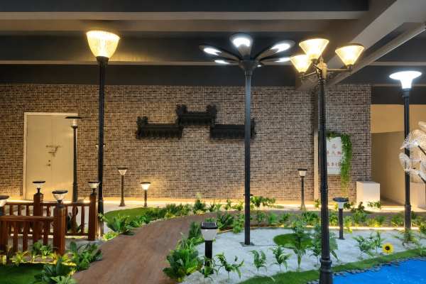 Đèn trang trí sân vườn